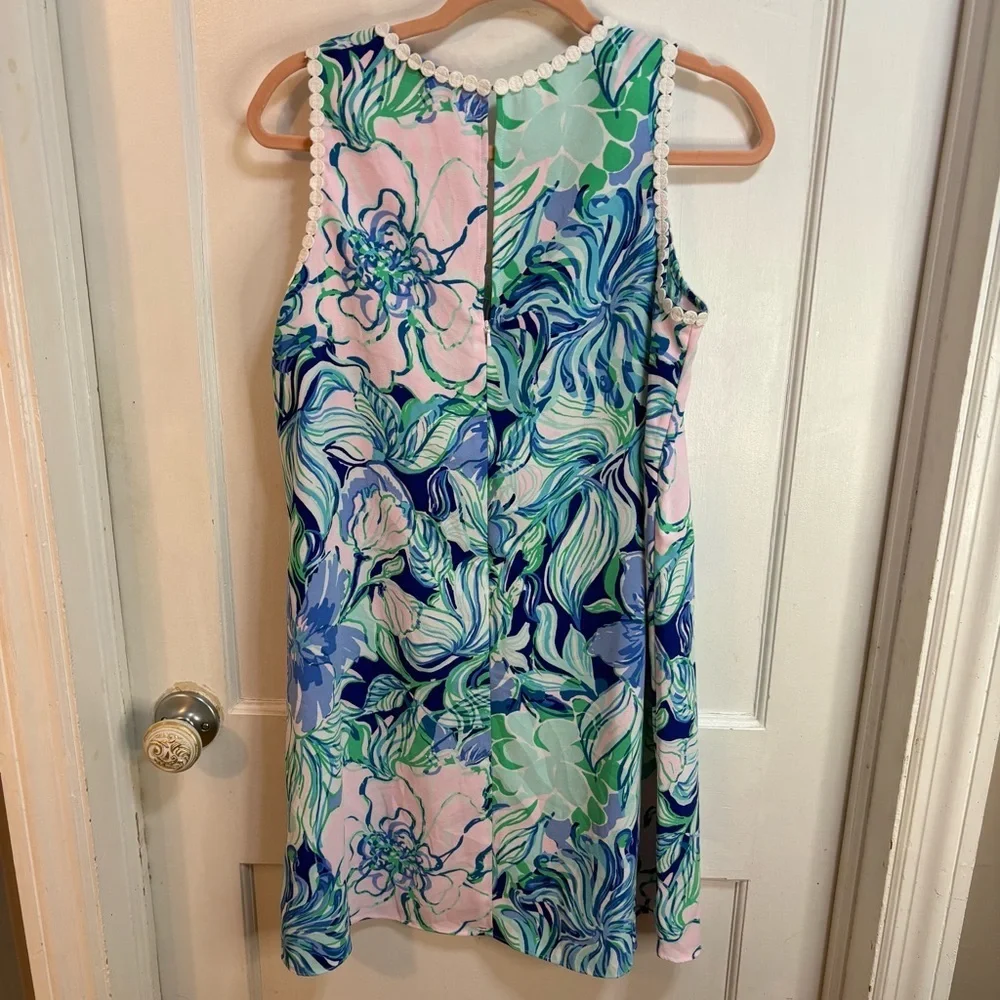Lilly Pulitzer Nala Soft Shift Dress in Party Thyme print